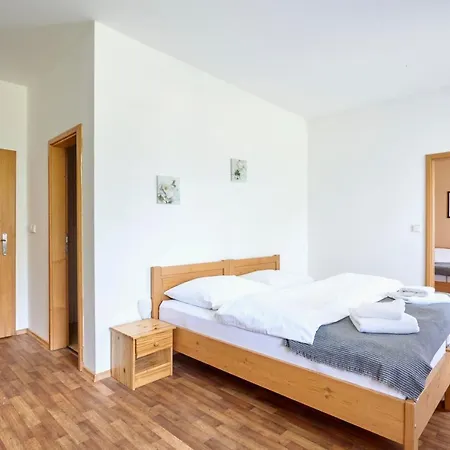 Pasecna 3* Přední Výtoň
